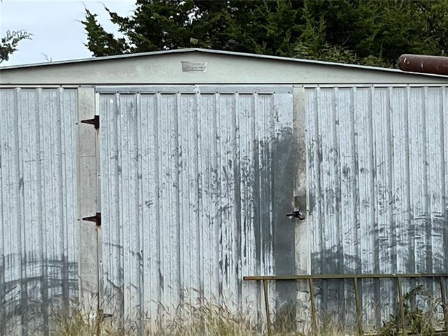 607 School Street, Elmore City, OK 73433