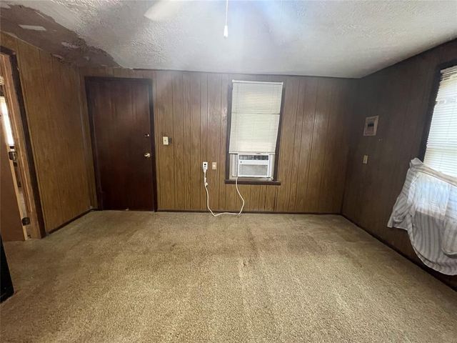 607 School Street, Elmore City, OK 73433