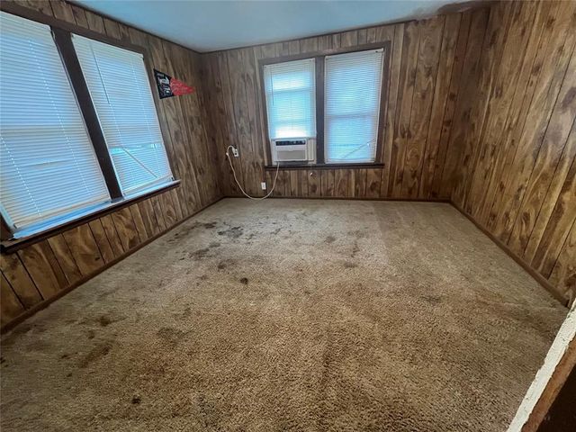 607 School Street, Elmore City, OK 73433