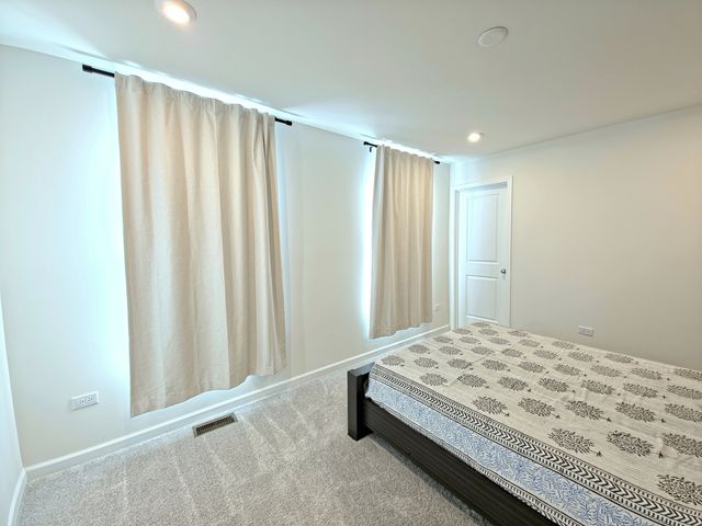 12420 Eileen Street, Lemont, IL 60439