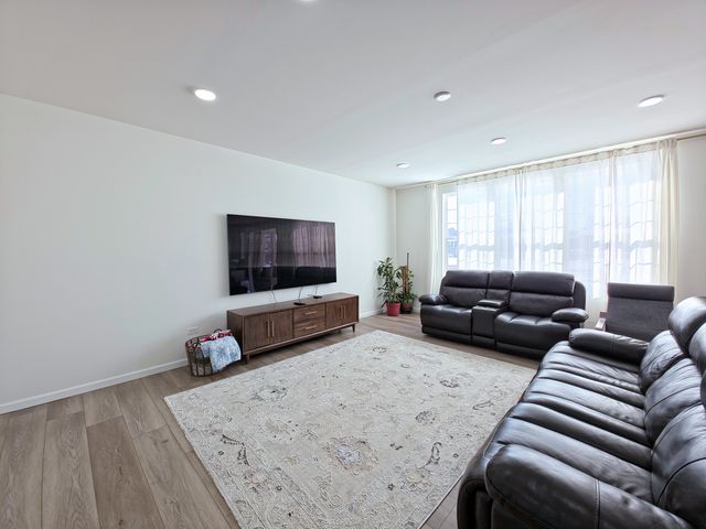 12420 Eileen Street, Lemont, IL 60439