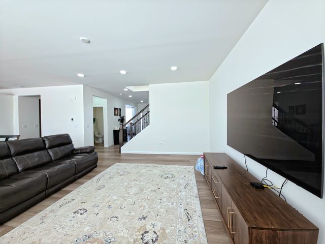 12420 Eileen Street, Lemont, IL 60439