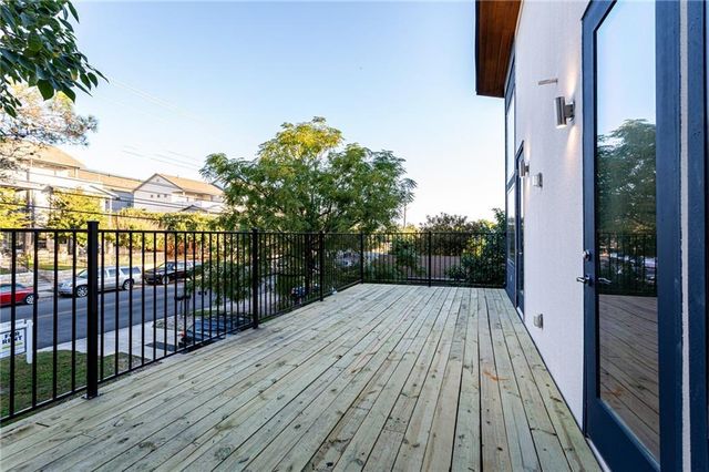 2509 Del Curto RD B, Austin, TX 78704