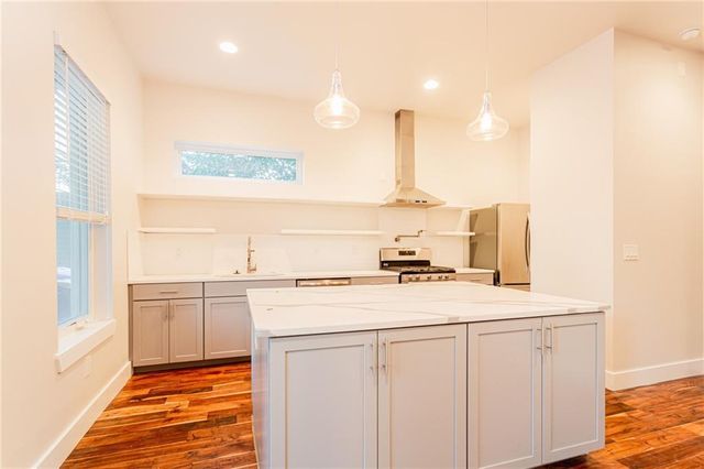 2509 Del Curto RD B, Austin, TX 78704