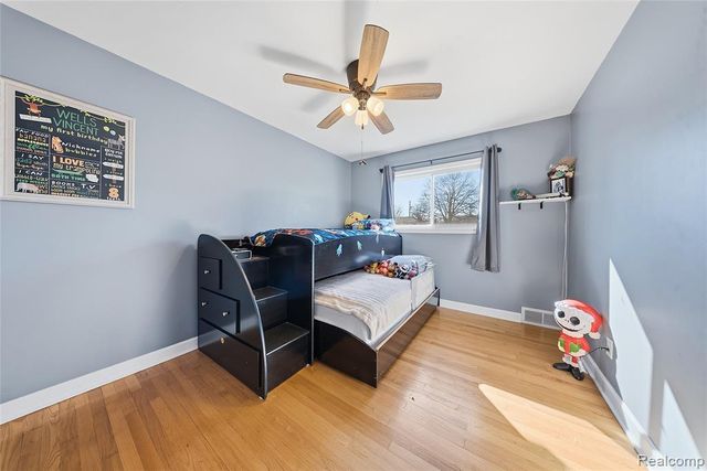 2820 Marian Drive, Trenton, MI 48183