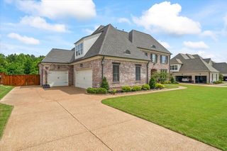 10480 MOUNT MCKENZIE RD, Lakeland, TN 38002