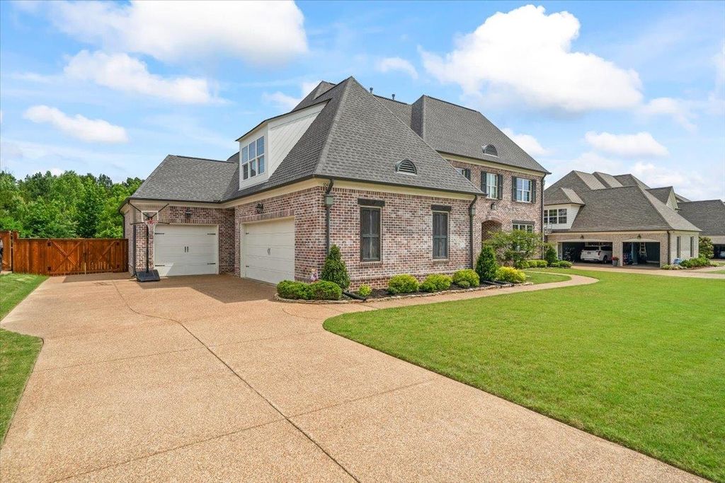 10480 MOUNT MCKENZIE RD, Lakeland, TN 38002