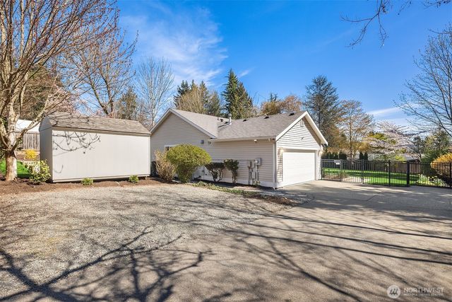 23715 29th Avenue W, Brier, WA 98036