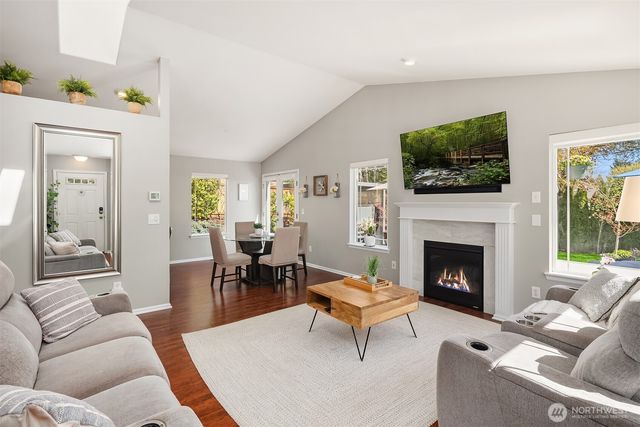 23715 29th Avenue W, Brier, WA 98036