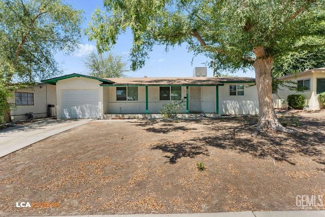 2904 Idaho Street, Bakersfield, CA 93305
