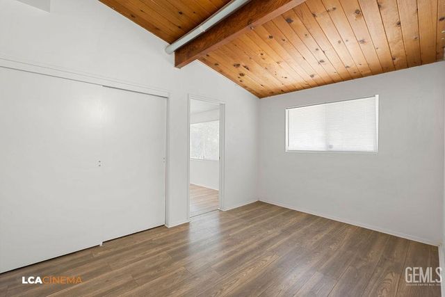 2904 Idaho Street, Bakersfield, CA 93305