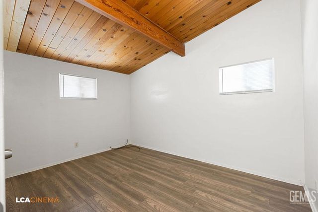 2904 Idaho Street, Bakersfield, CA 93305
