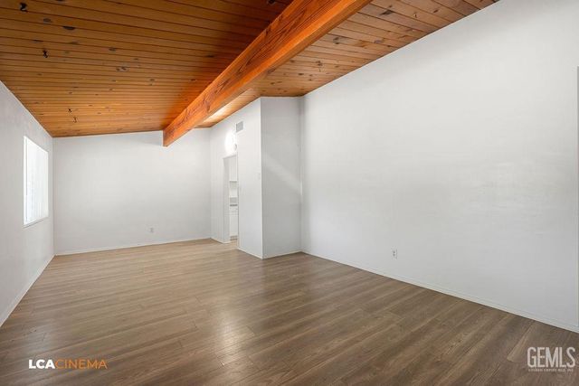 2904 Idaho Street, Bakersfield, CA 93305