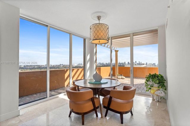 3232 SW 22nd Ter PH 2002, Miami, FL 33145