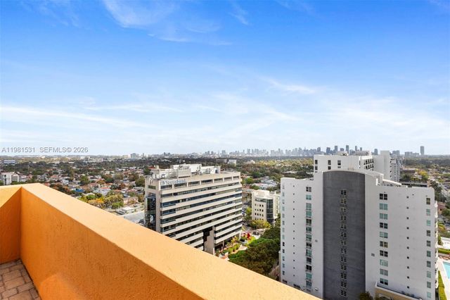 3232 SW 22nd Ter PH 2002, Miami, FL 33145