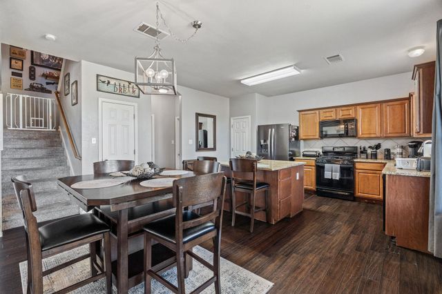 1021 Saint Helena DR, Leander, TX 78641