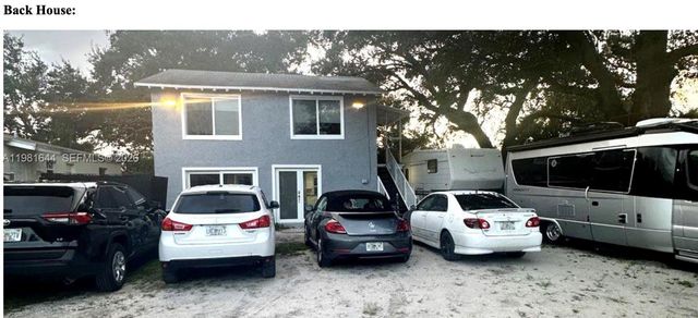 6324 NW 1st Pl, Miami, FL 33150