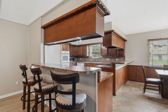 2016 Briar Lane, Richmond, TX 77469
