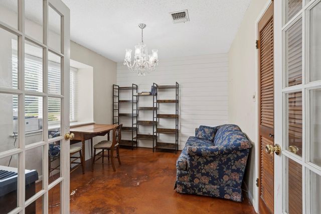 2016 Briar Lane, Richmond, TX 77469