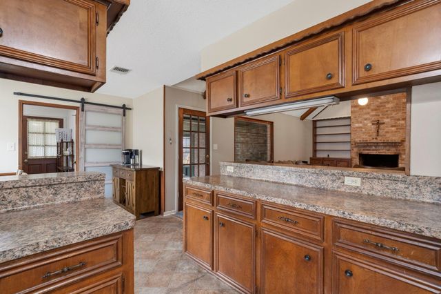 2016 Briar Lane, Richmond, TX 77469