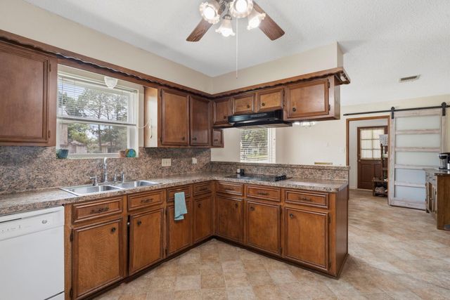 2016 Briar Lane, Richmond, TX 77469