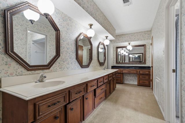 2016 Briar Lane, Richmond, TX 77469