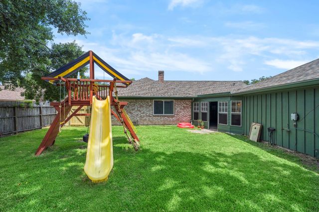 2016 Briar Lane, Richmond, TX 77469