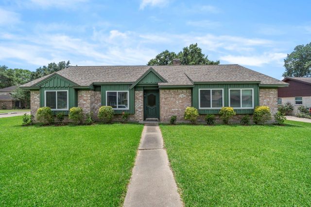 2016 Briar Lane, Richmond, TX 77469
