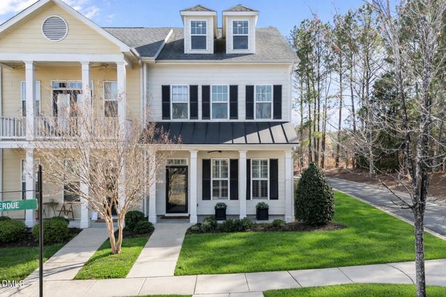 1050 Perdue Drive, Chapel Hill, NC 27517
