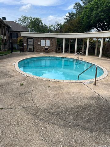 1819 Babcock Rd Apt 411, San Antonio, TX 78229