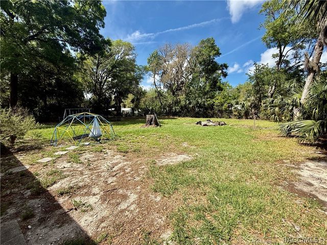 2030 NW 15th Avenue, Crystal River, FL 34428