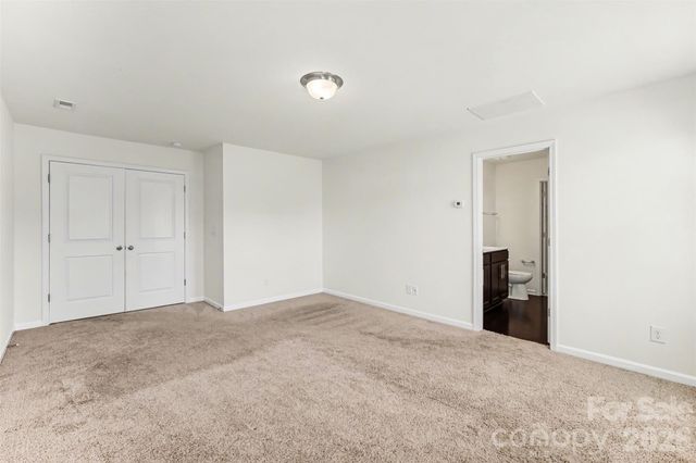 2828 San Saba Street, Charlotte, NC 28214