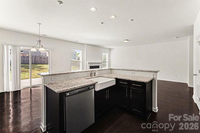 2828 San Saba Street, Charlotte, NC 28214