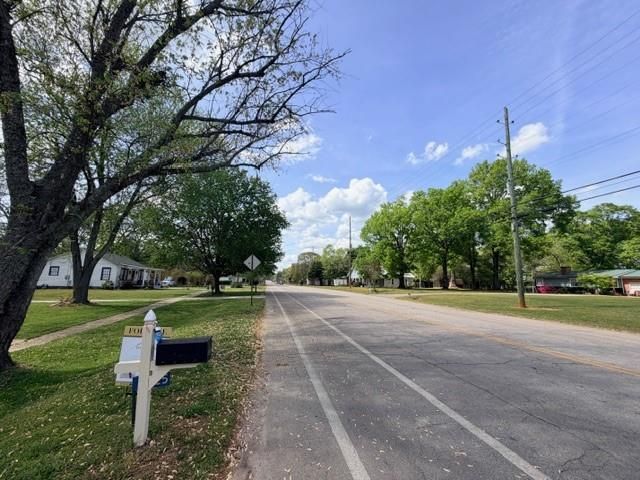 2025 Broad Street, Statham, GA 30666