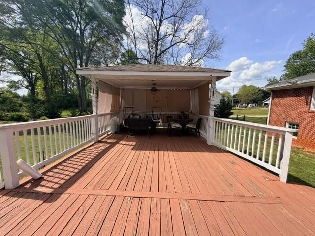 2025 Broad Street, Statham, GA 30666