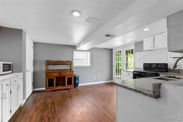 9910 Chileswood Drive, Unincorporated, MO 63126