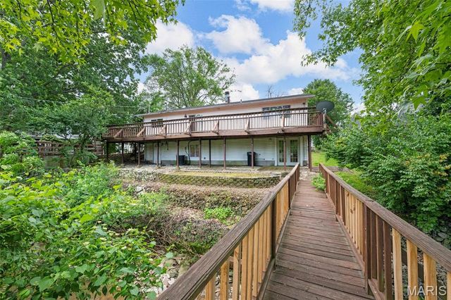 9910 Chileswood Drive, Unincorporated, MO 63126