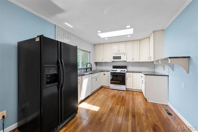 9910 Chileswood Drive, Unincorporated, MO 63126