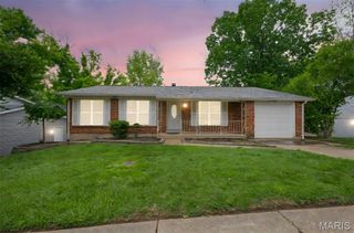 9910 Chileswood Drive, Unincorporated, MO 63126