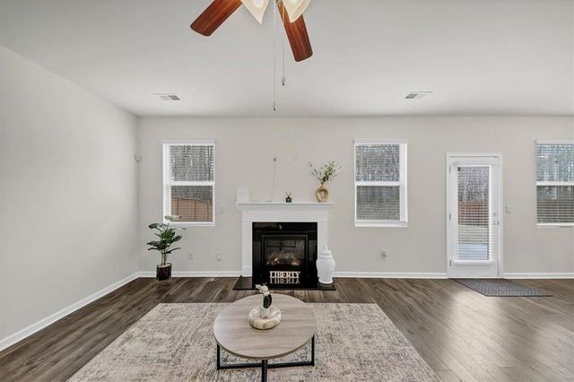 609 Azalea Bloom Drive, Loganville, GA 30052