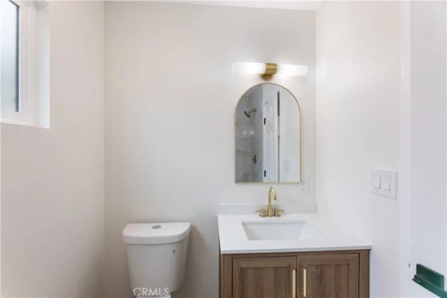 1730 W Spring Street, Long Beach, CA 90810