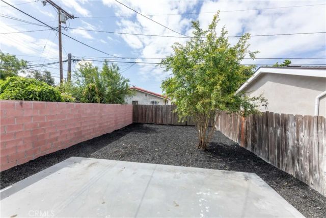1730 W Spring Street, Long Beach, CA 90810