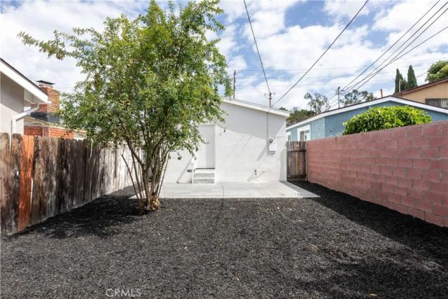1730 W Spring Street, Long Beach, CA 90810