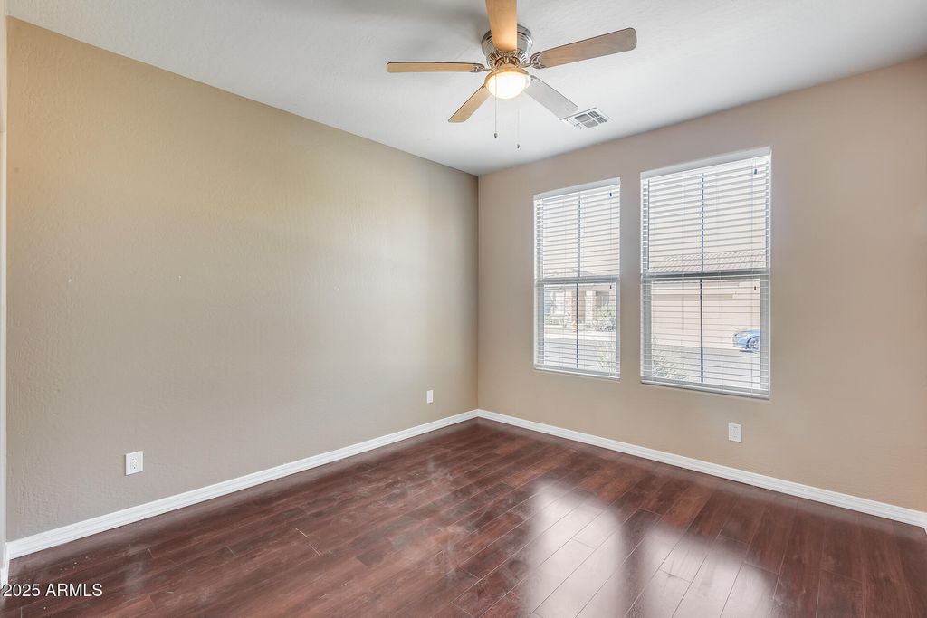 Image 17 of property listing at 17957 W FAIRVIEW Street, Goodyear, AZ 85338