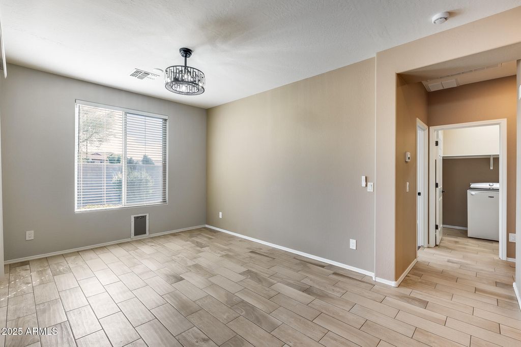 Image 25 of property listing at 17957 W FAIRVIEW Street, Goodyear, AZ 85338