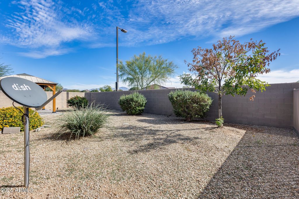 Image 42 of property listing at 17957 W FAIRVIEW Street, Goodyear, AZ 85338