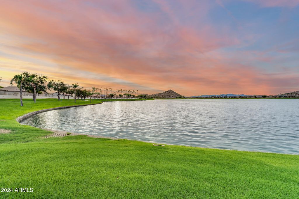 Image 48 of property listing at 17957 W FAIRVIEW Street, Goodyear, AZ 85338