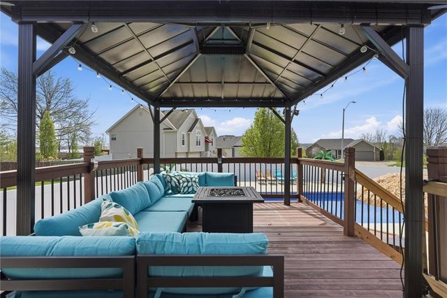 1107 NW Long Drive, Grain Valley, MO 64029