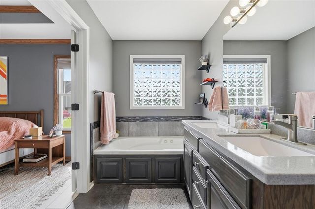 1107 NW Long Drive, Grain Valley, MO 64029