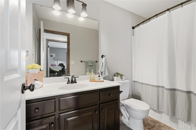 1107 NW Long Drive, Grain Valley, MO 64029